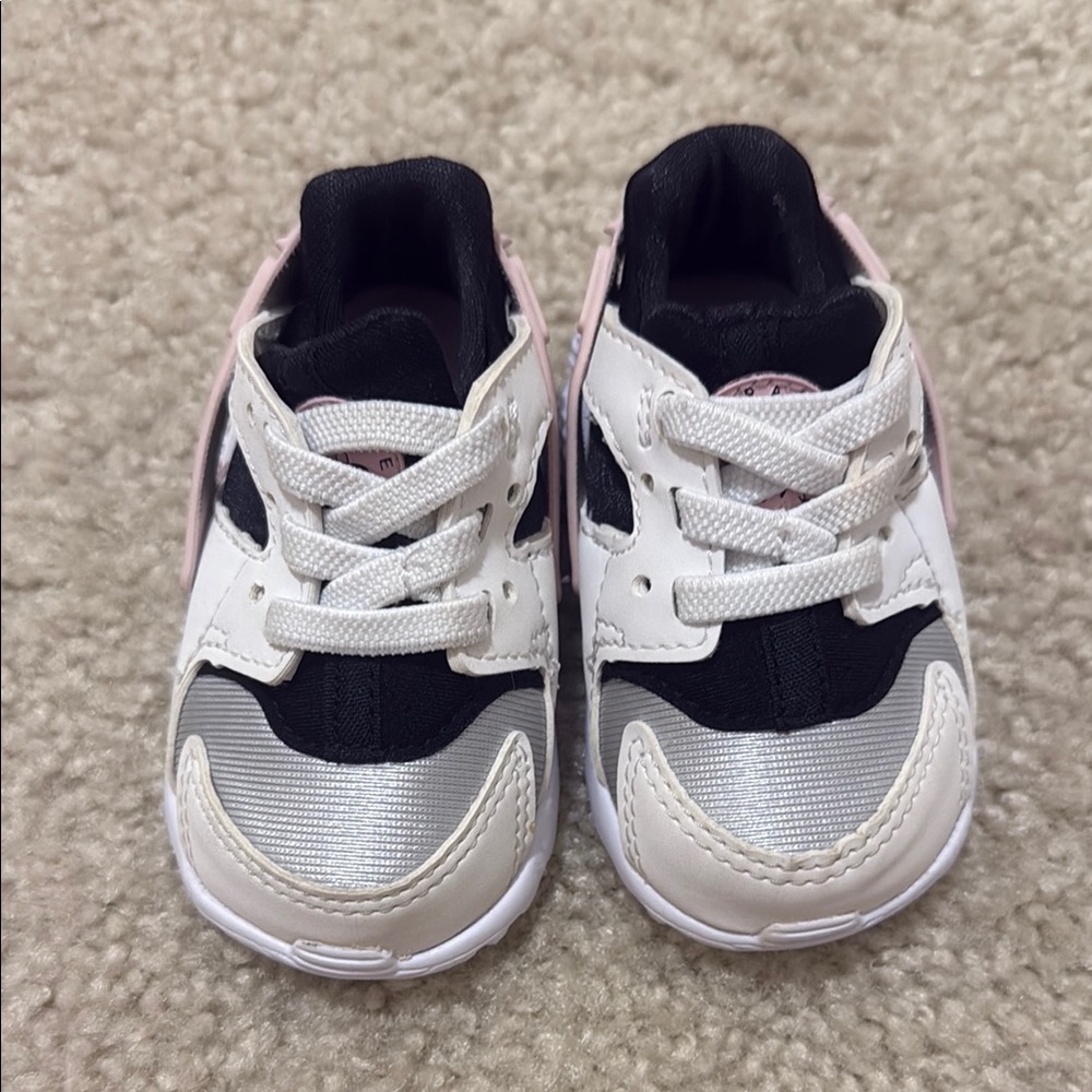 Stylish Nike Kids Sneakers in Black, White, and Pink